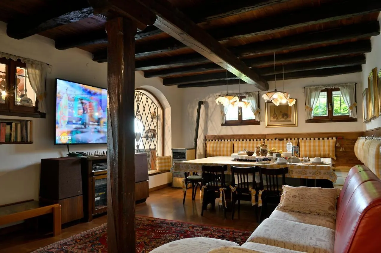 B&B Four Winds Follina Bed & Breakfast